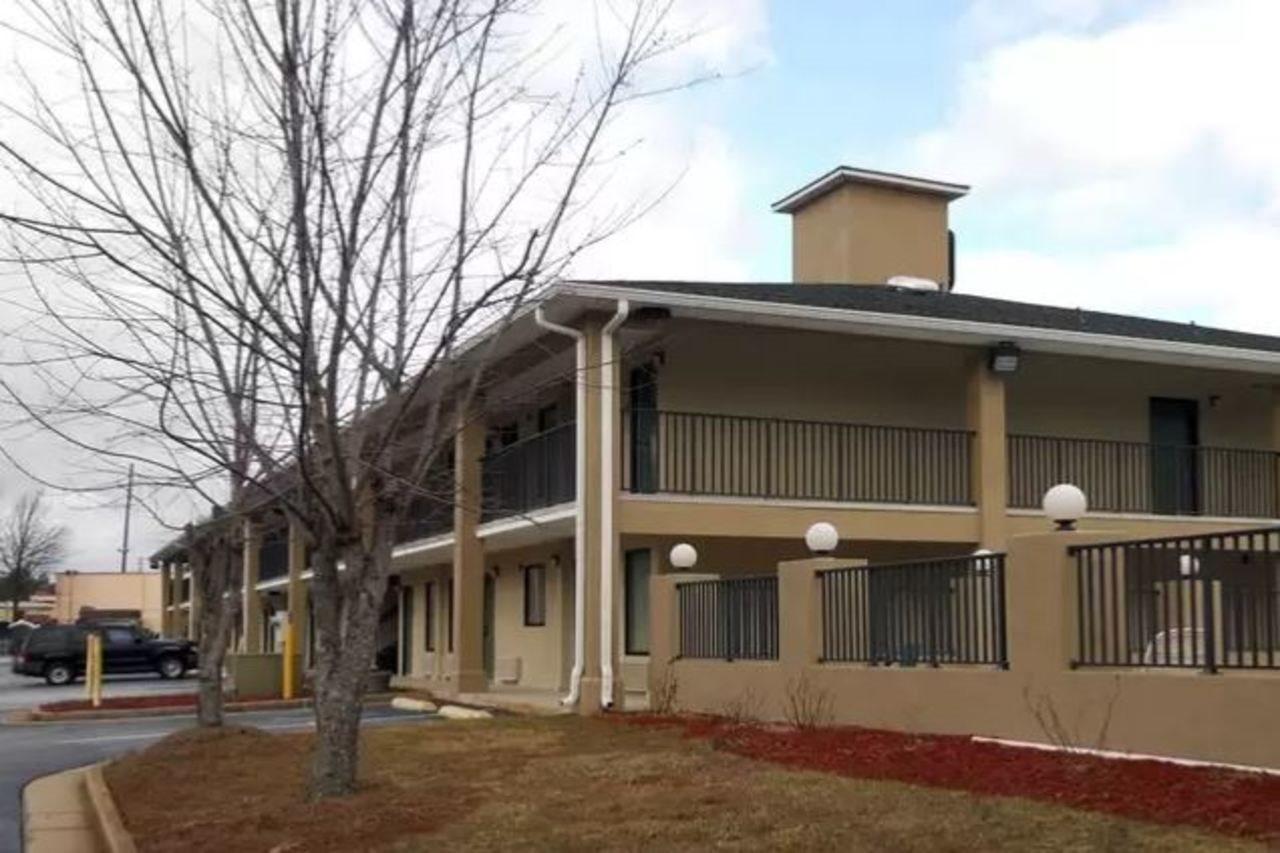 America'S Best Inn & Suites - Decatur Luaran gambar
