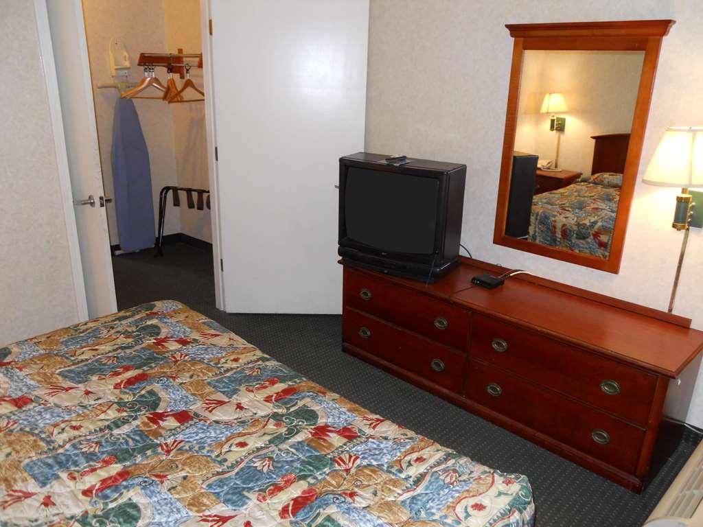 America'S Best Inn & Suites - Decatur Bilik gambar